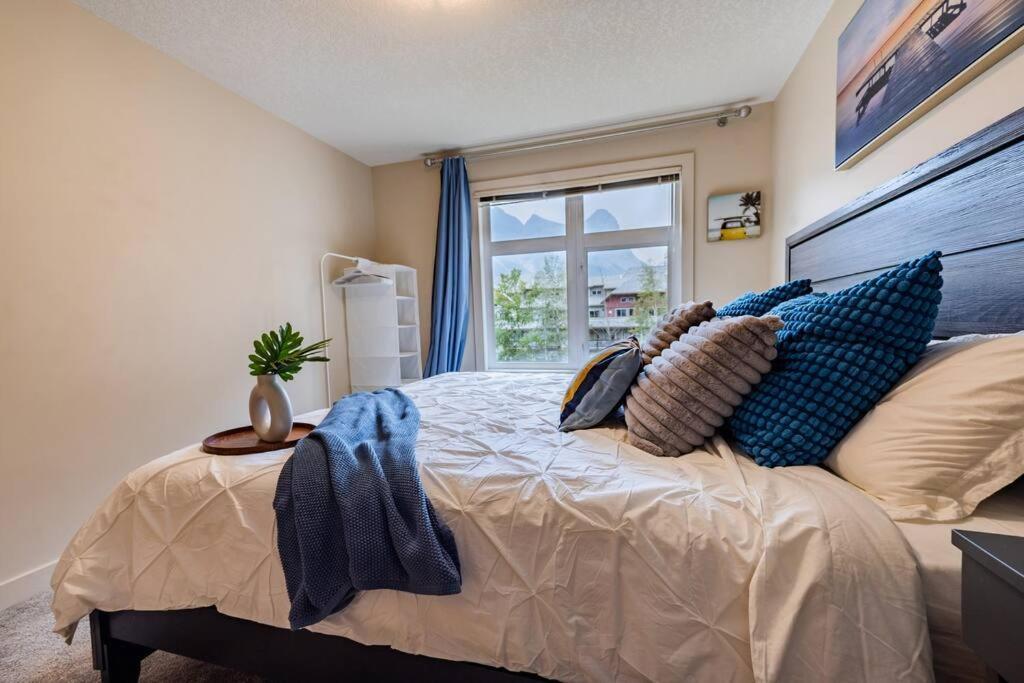 Lux 2Br/3Bd Suite/Mountain View! Canmore Dış mekan fotoğraf